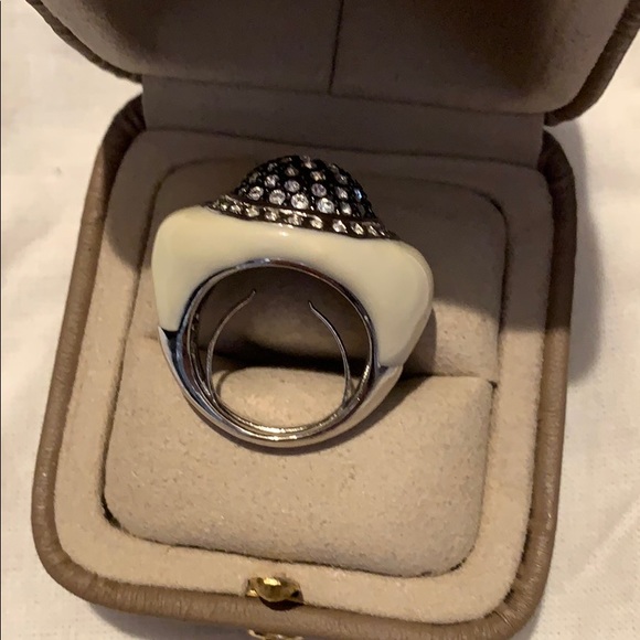 Cocktail ring adjustable sizing - Picture 2 of 3